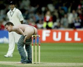 搞笑体育新闻,笑料百出!盘点那些让人捧腹大笑的体育新闻瞬间